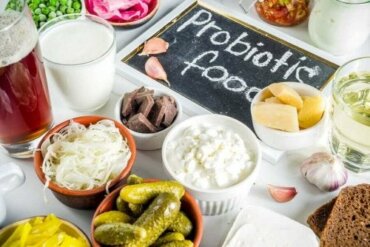 У чому різниця між пребіотиками та пробіотиками?