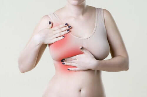 чи пов'язані біль у грудях і менструальний цикл