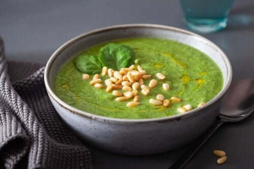 овочеві крем-супи зі шпинатом