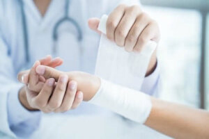 Пов’язки та бандажі: поради для пацієнтів