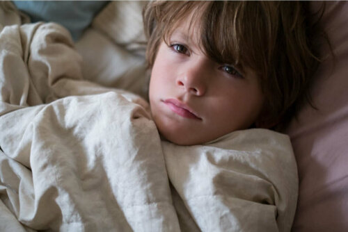 темні кола під очима у дітей через безсоння